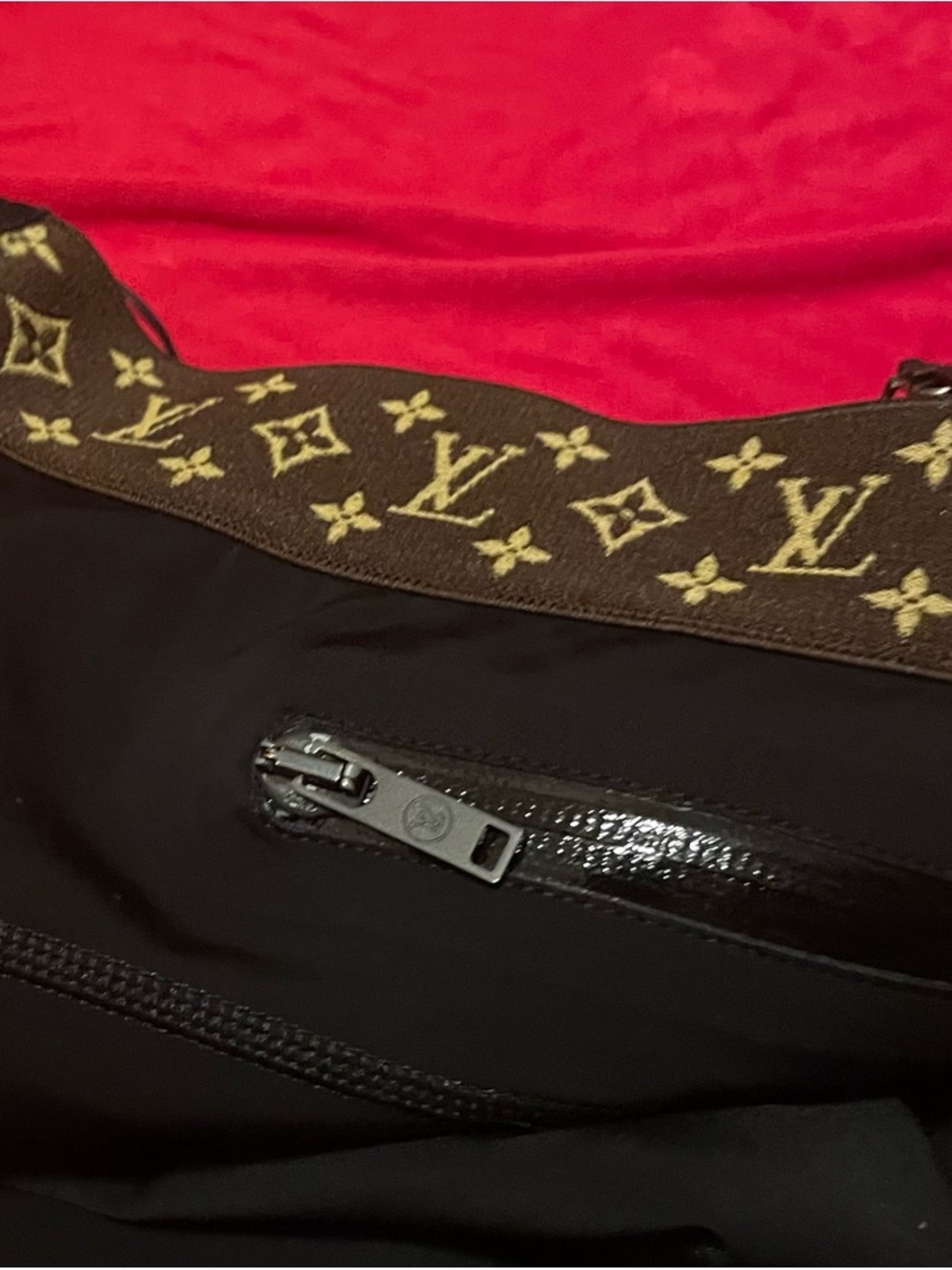 Louis Vuitton Black Stretch Leggings with Monogram Waistband - Picture 4 of 9